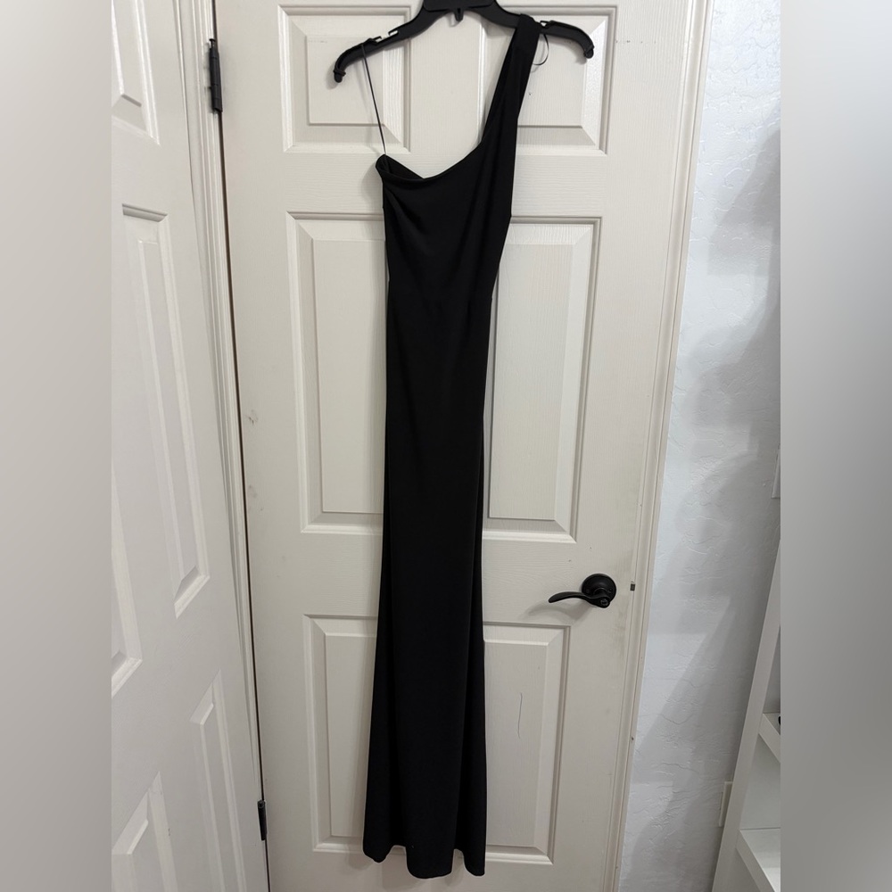 Black One-Shoulder Evening Gown - Elegant Long Dress